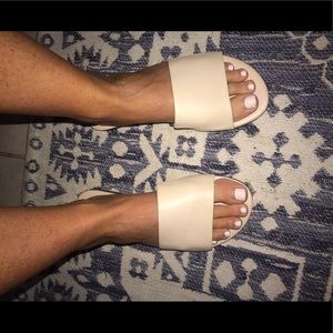 Lulu’s Nude Slide sandals